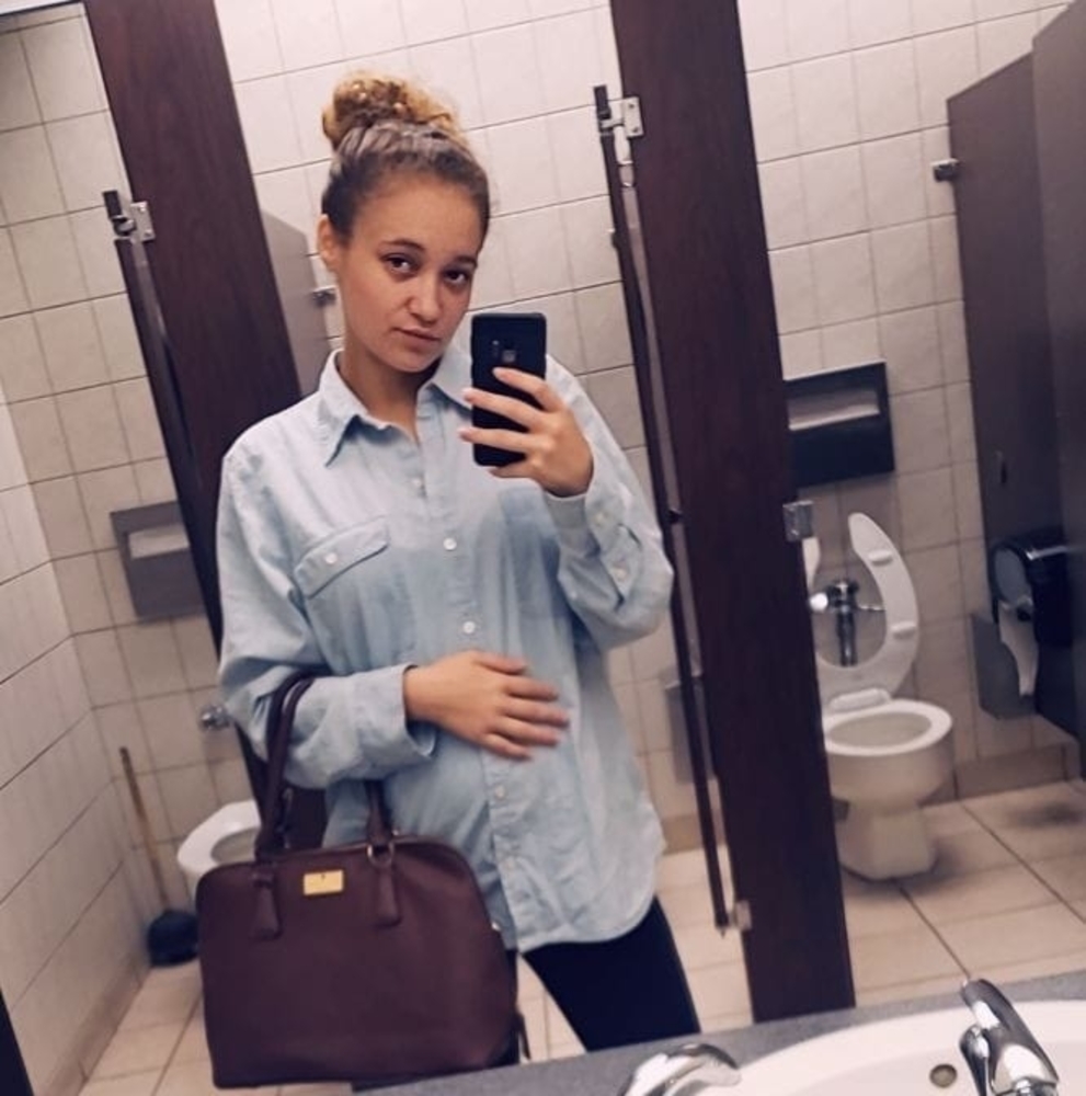 Meet your Posher, Melissa